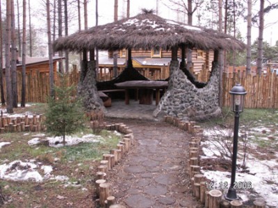 Из камня