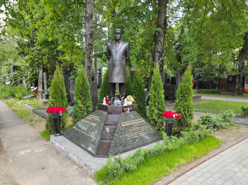 945482_2000.jpg