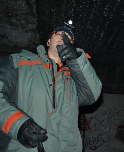 003.jpg